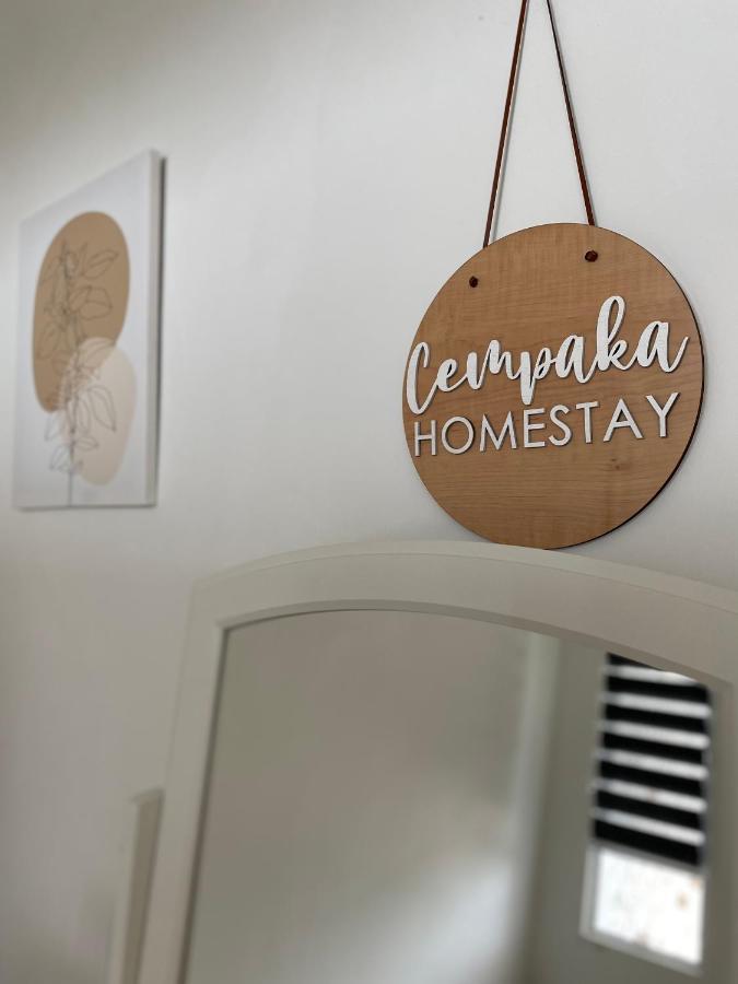 Cempaka Homestay Soga Perdana Batu Pahat Exterior photo